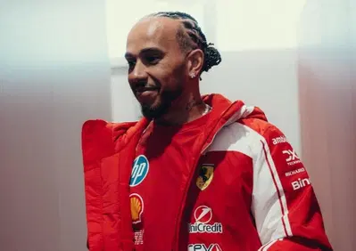 Vi conviene abituarvi: Hamilton rompe il silenzio e lancia la sfida, ma senza simulatore. Ecco come ha preparato il GP del Canada