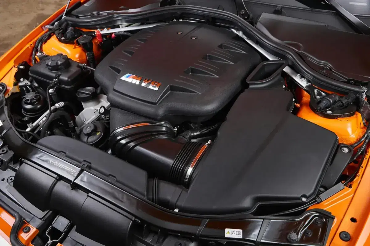 BMW M3 Lime Rock Park Edition all’asta: la rarissima V8 E92 che conquista i collezionisti (14)