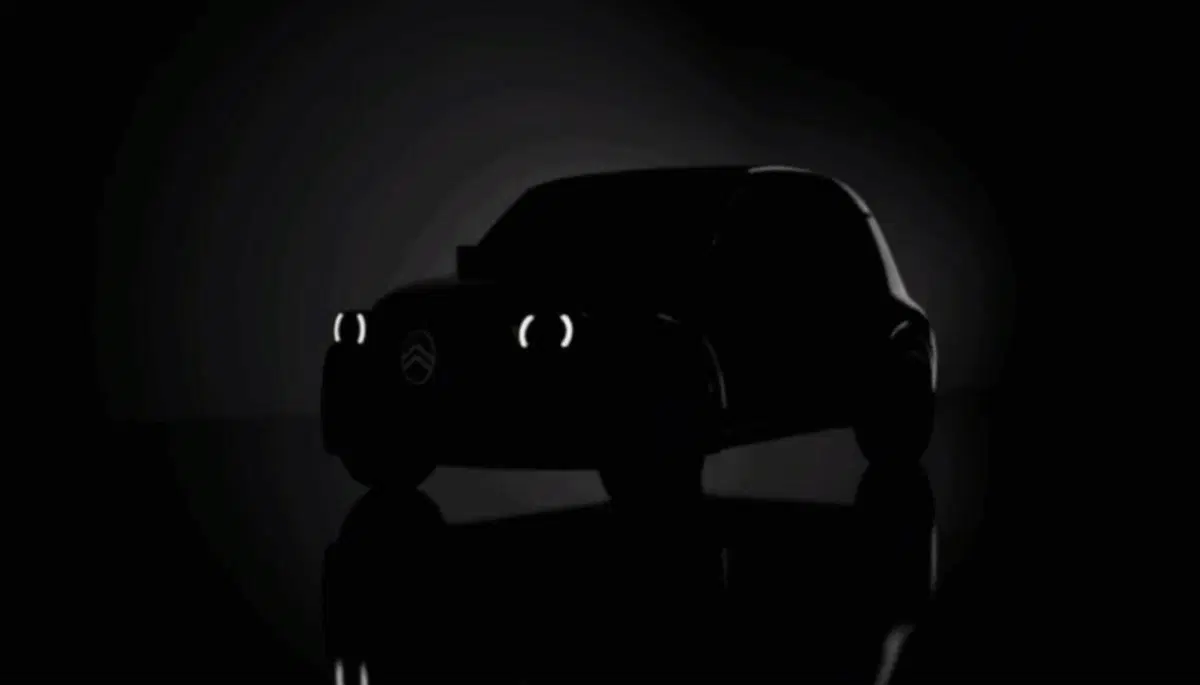 Citro&euml;n 2CV elettrica torna nel 2028: l'icona del dopoguerra rinasce sotto i 15.000 euro