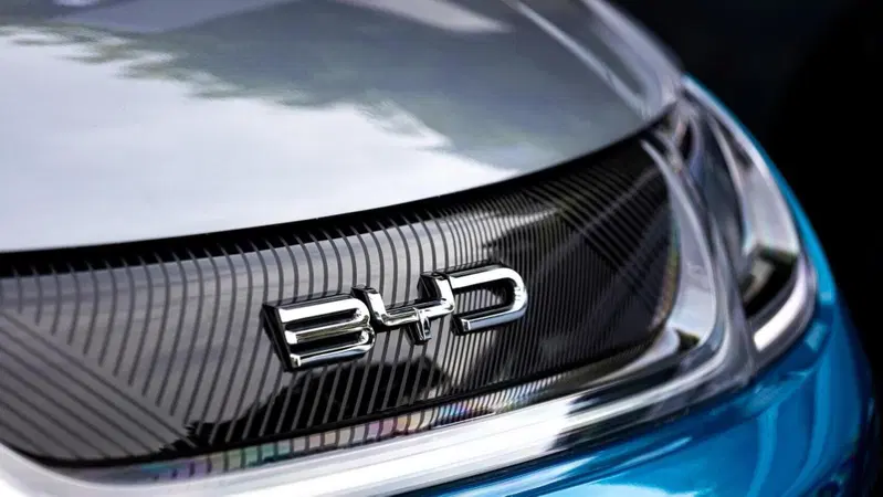 BYD sfida Toyota e Renault: arriva la &ldquo;Yaris cinese&rdquo; ibrida plug-in per l&rsquo;Europa