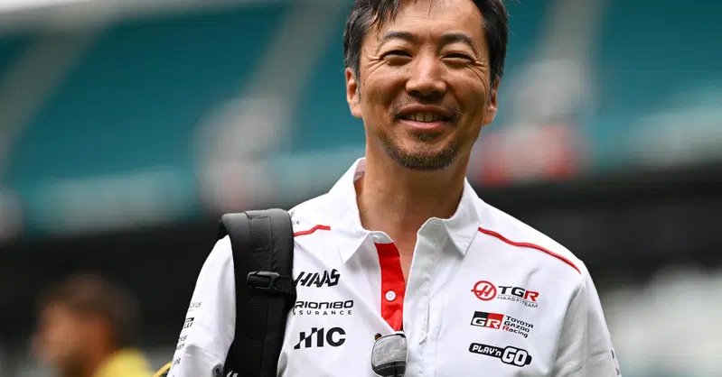 F1. &ldquo;Sono tutte stron***e&rdquo;: Komatsu si scaglia contro i giornalisti per le voci su Ocon 