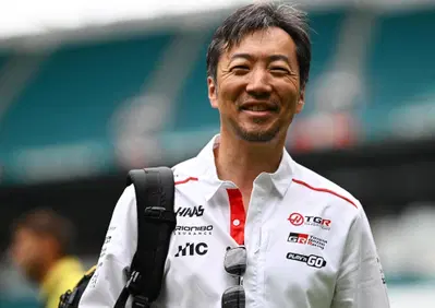 F1. “Sono tutte stron***e”: Komatsu si scaglia contro i giornalisti per le voci su Ocon 
