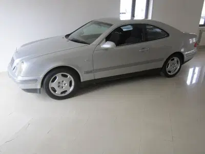 Mercedes-Benz CLK 200 Kompressor cat Elegance del 1998 usata a Camastra
