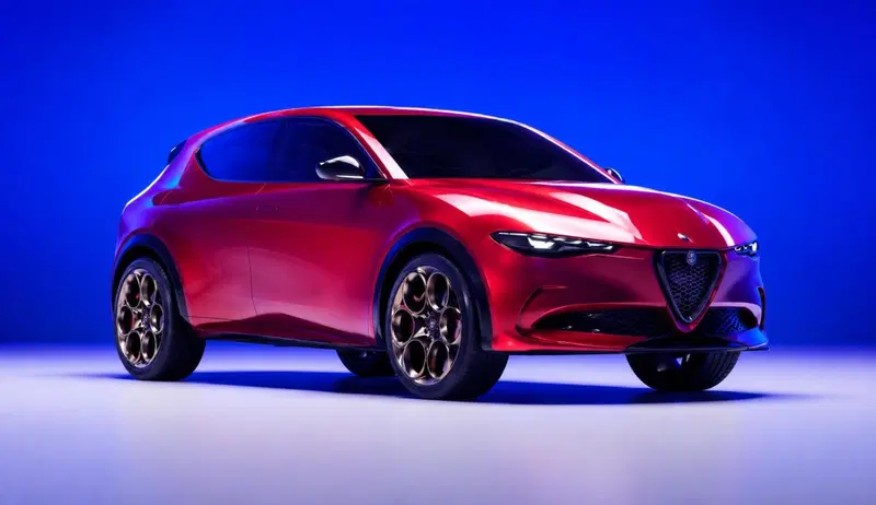 Stellantis corre ai ripari: dopo il caso Alfa Romeo, arriva il chiarimento su Giulia, Stelvio e Giulietta