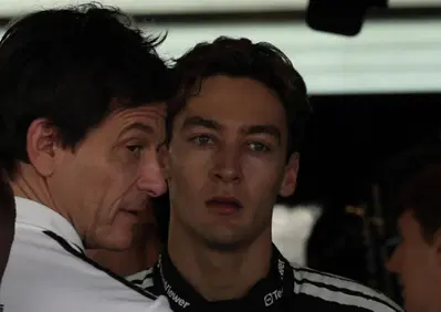 Non mi è piaciuta tanto: Toto Wolff gela la Mercedes dopo la prima fila nelle qualifiche Sprint in Canada. Ecco perché