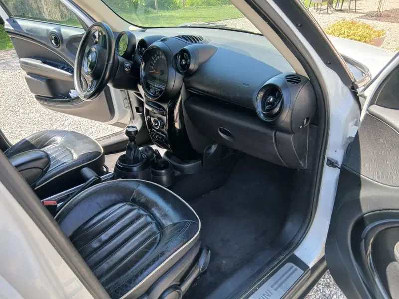 MINI Mini Countryman usata a Verona (9)