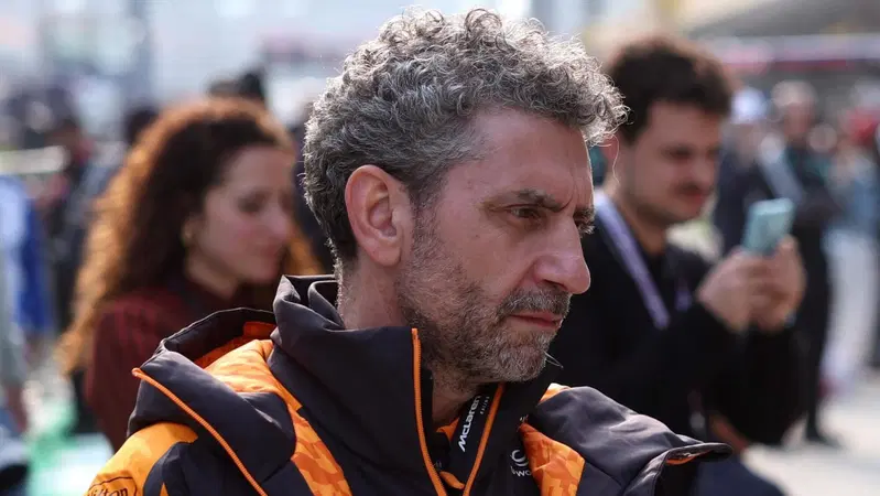 F1, "Voci su Ferrari e Piastri? Ecco la verit&agrave;": Stella blinda la McLaren e lancia la sfida alla Mercedes