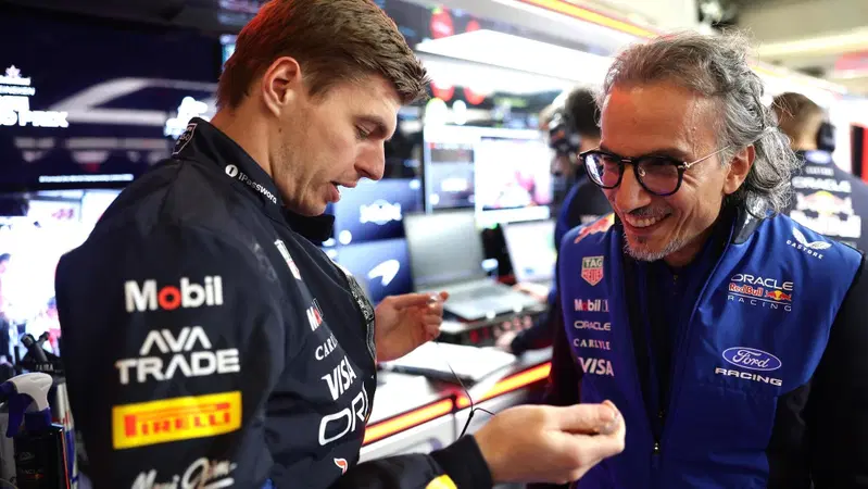 F1, "Non possiamo chiedergli ogni settimana se resta". Mekies blinda Verstappen in Red Bull (e rivela quel patto segreto al N&uuml;rburgring)