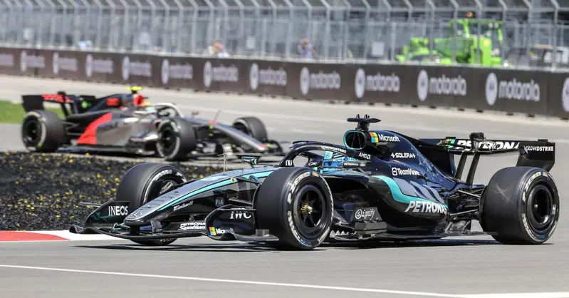 F1, GP Canada in DIRETTA Sprint: Russell contro Antonelli, al via scintille a Montr&eacute;al! Ferrari in agguato