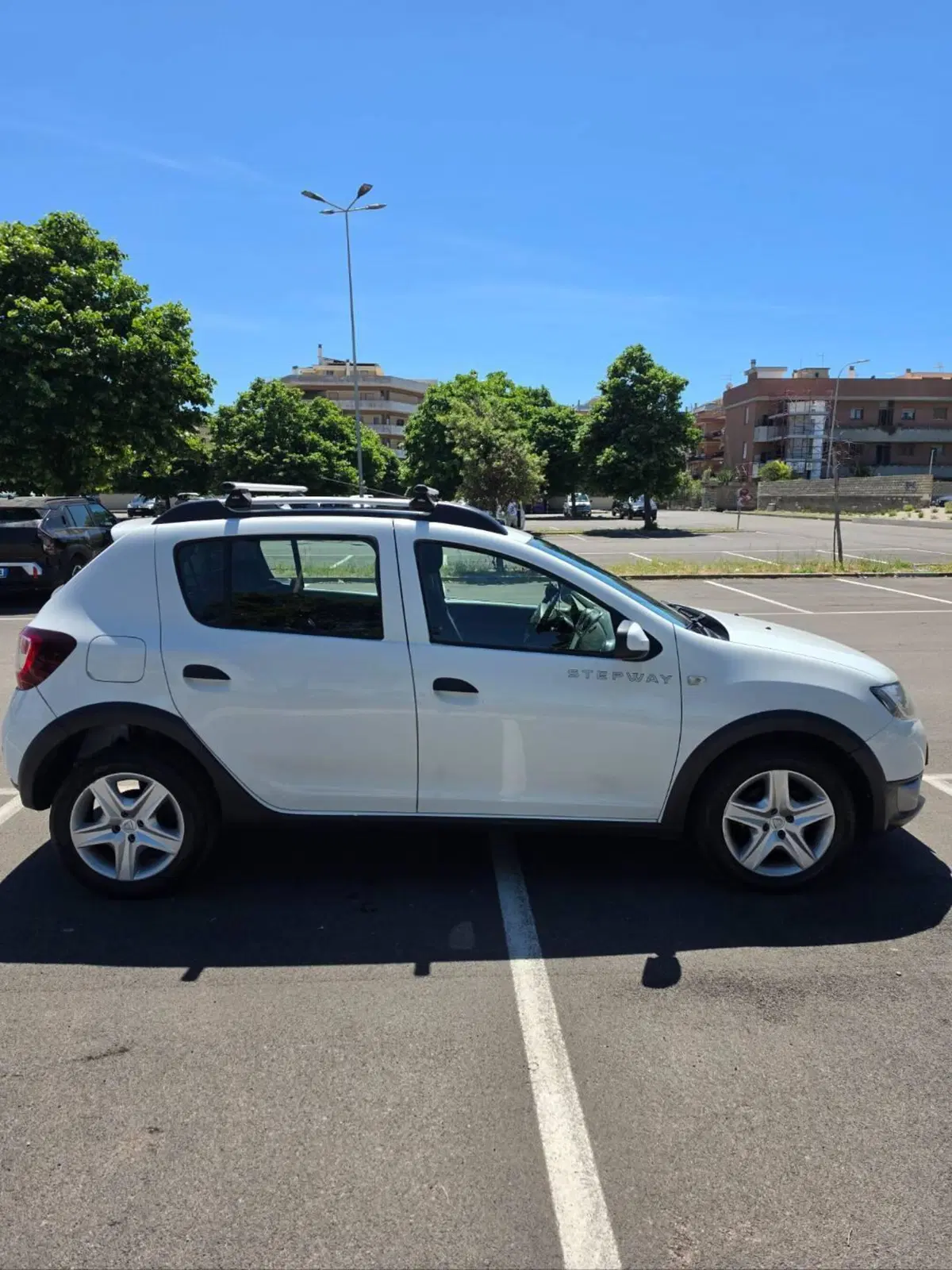Dacia Sandero usata a Roma (3)