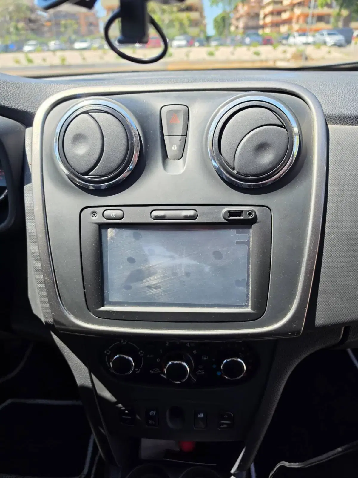 Dacia Sandero usata a Roma (11)