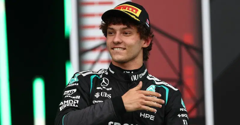F1. &ldquo;Non vogliamo una ripetizione del 2016 con Lewis e Nico&rdquo;: Andrea Kimi Antonelli getta acqua sul fuoco della rivalit&agrave; con Russell in Mercedes 