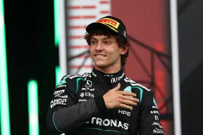 F1. &ldquo;Non vogliamo una ripetizione del 2016 con Lewis e Nico&rdquo;: Andrea Kimi Antonelli getta acqua sul fuoco della rivalit&agrave; con Russell in Mercedes 