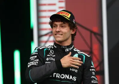 F1. “Non vogliamo una ripetizione del 2016 con Lewis e Nico”: Andrea Kimi Antonelli getta acqua sul fuoco della rivalità con Russell in Mercedes 