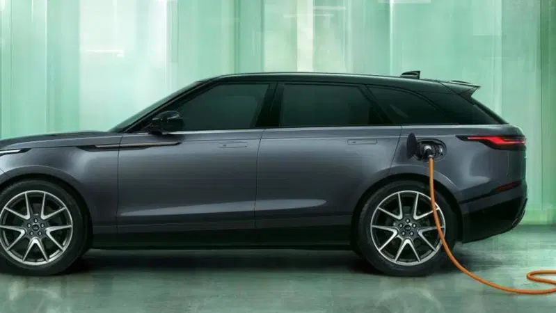 Range Rover Velar, l'erede elettrica spiazza i puristi: ecco perch&eacute; non sembrer&agrave; pi&ugrave; un SUV