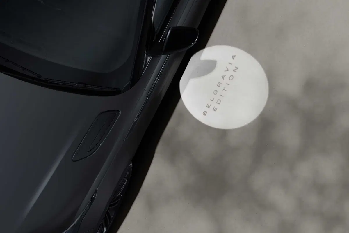 Range Rover Velar, l'erede elettrica spiazza i puristi: ecco perché non sembrerà più un SUV (29)