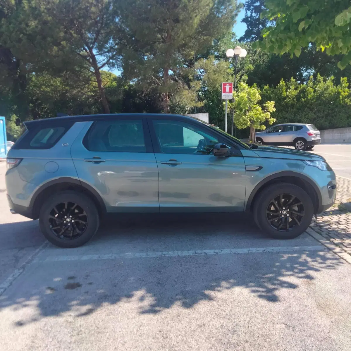 Land Rover Discovery Sport usata a Pescara (3)