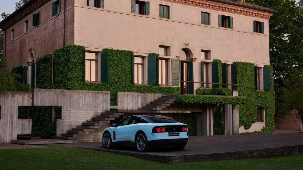 Ferrari Luce: perché l'elettrica da 550.000 euro è il "Richard Mille" delle auto (5)