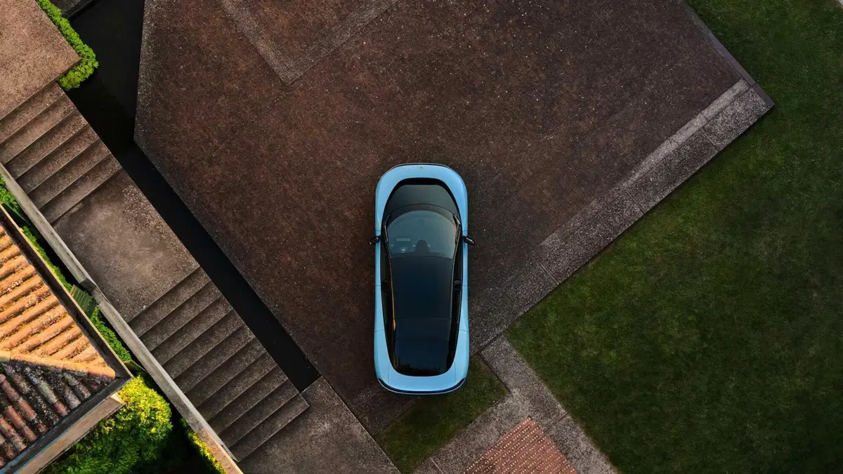 Ferrari Luce: perché l'elettrica da 550.000 euro è il "Richard Mille" delle auto (6)