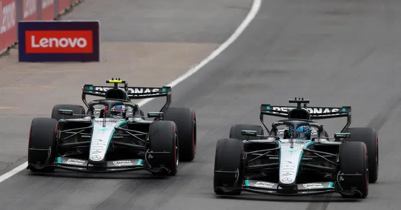 "Non vedevo una battaglia cos&igrave; dal 2014, non toccate questi motori": Russell esalta il duello con Antonelli e si ribella alla F1