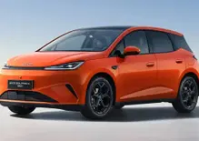 BYD Dolphin G DM-i: la nuova ibrida plug-in low cost che punta a rivoluzionare il segmento B