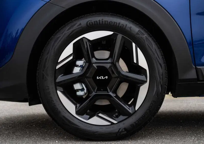 Kia Stonic (2017-->>) (14)