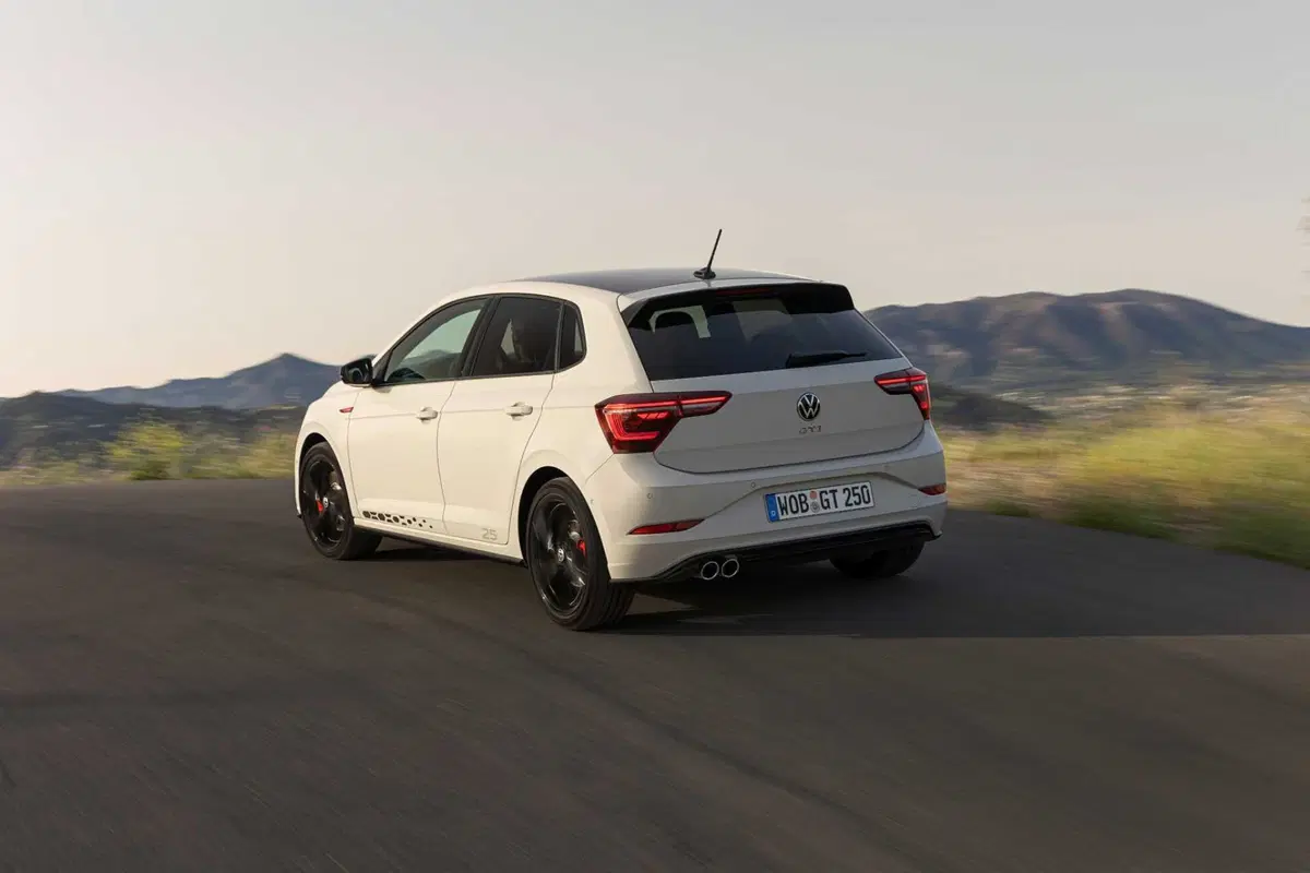 Volkswagen Polo GTI (6)