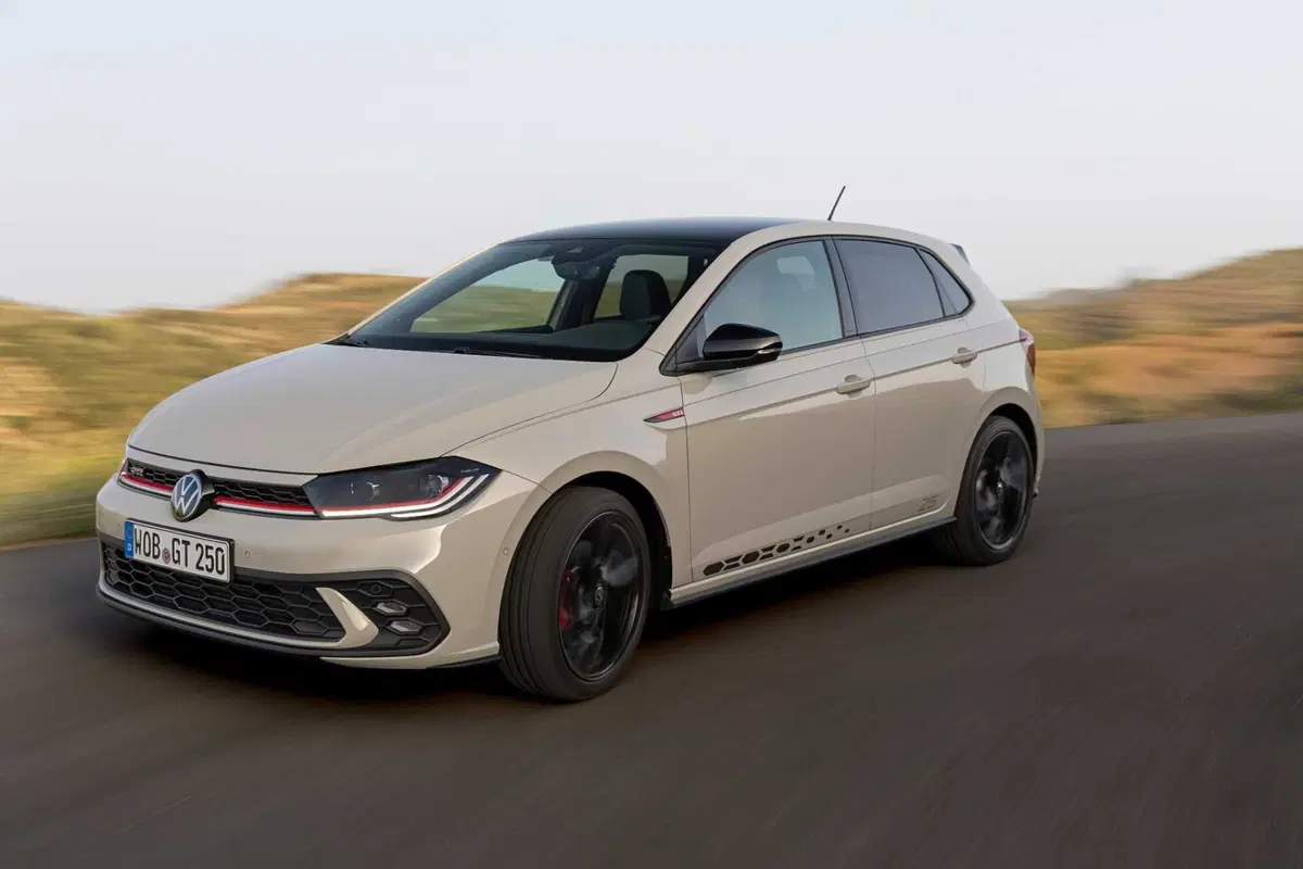 Volkswagen Polo GTI (7)
