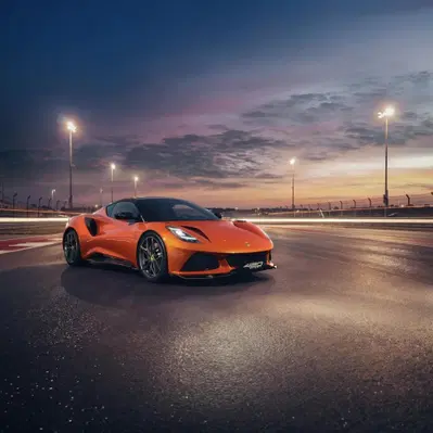 Lotus Emira 420 Sport: la pi&ugrave; estrema di sempre tra leggerezza e prestazioni da pista