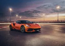 Lotus Emira 420 Sport: la più estrema di sempre tra leggerezza e prestazioni da pista