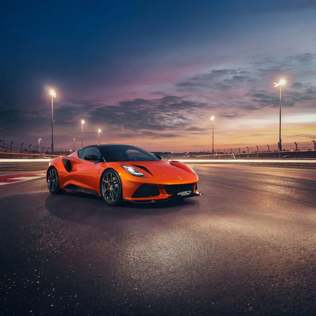 Lotus Emira 420 Sport: la più estrema di sempre tra leggerezza e prestazioni da pista