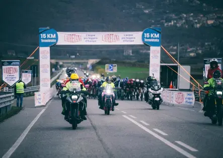 Nel ciclismo le moto sono un problema? Macchè, è una montatura