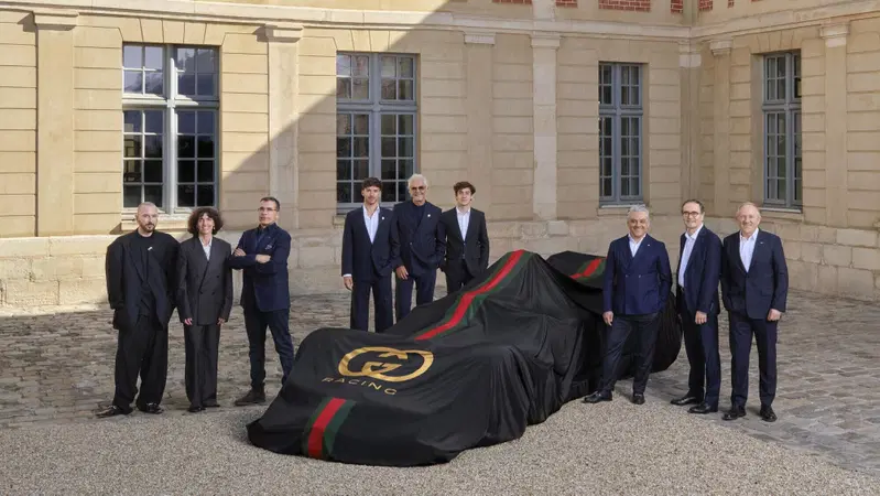 Il Diavolo non veste pi&ugrave; Prada, sale in macchina. Gucci Racing Alpine: l&rsquo;alta moda si prende la Formula 1 dal 2027