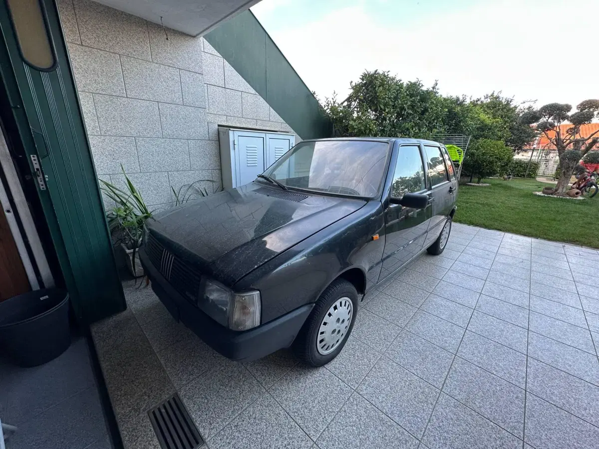 Fiat Uno 60 SL d'epoca a Milano