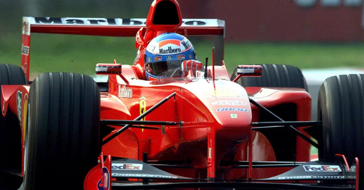 F1. &ldquo;Ho visto la scarpa piena di sangue&rdquo;: l'incubo in vacanza dell'ex pilota Ferrari accoltellato in strada