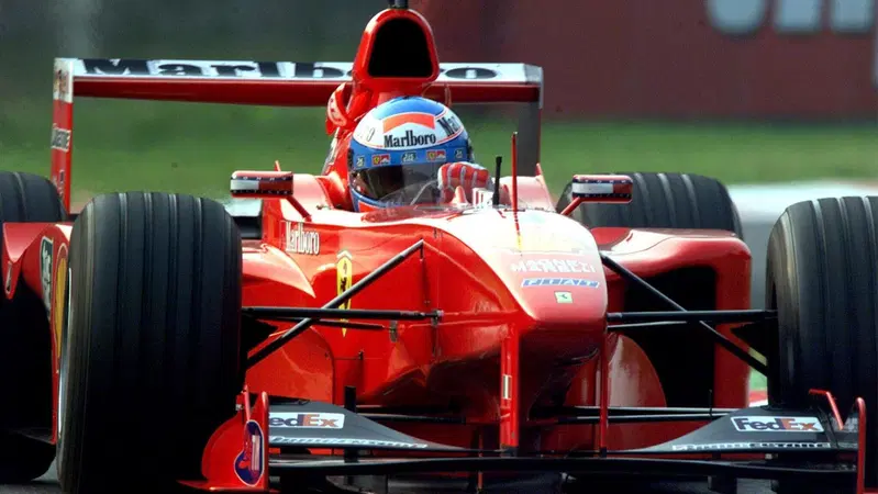 F1. &ldquo;Ho visto la scarpa piena di sangue&rdquo;: l'incubo in vacanza dell'ex pilota Ferrari accoltellato in strada