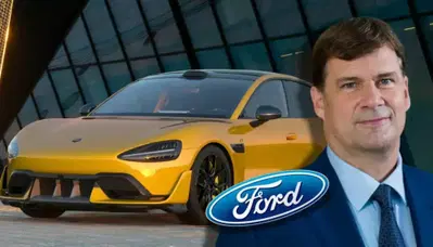 Il CEO di Ford guida una Xiaomi SU7: &ldquo;La Cina &egrave; anni avanti nell&rsquo;auto elettrica&rdquo;