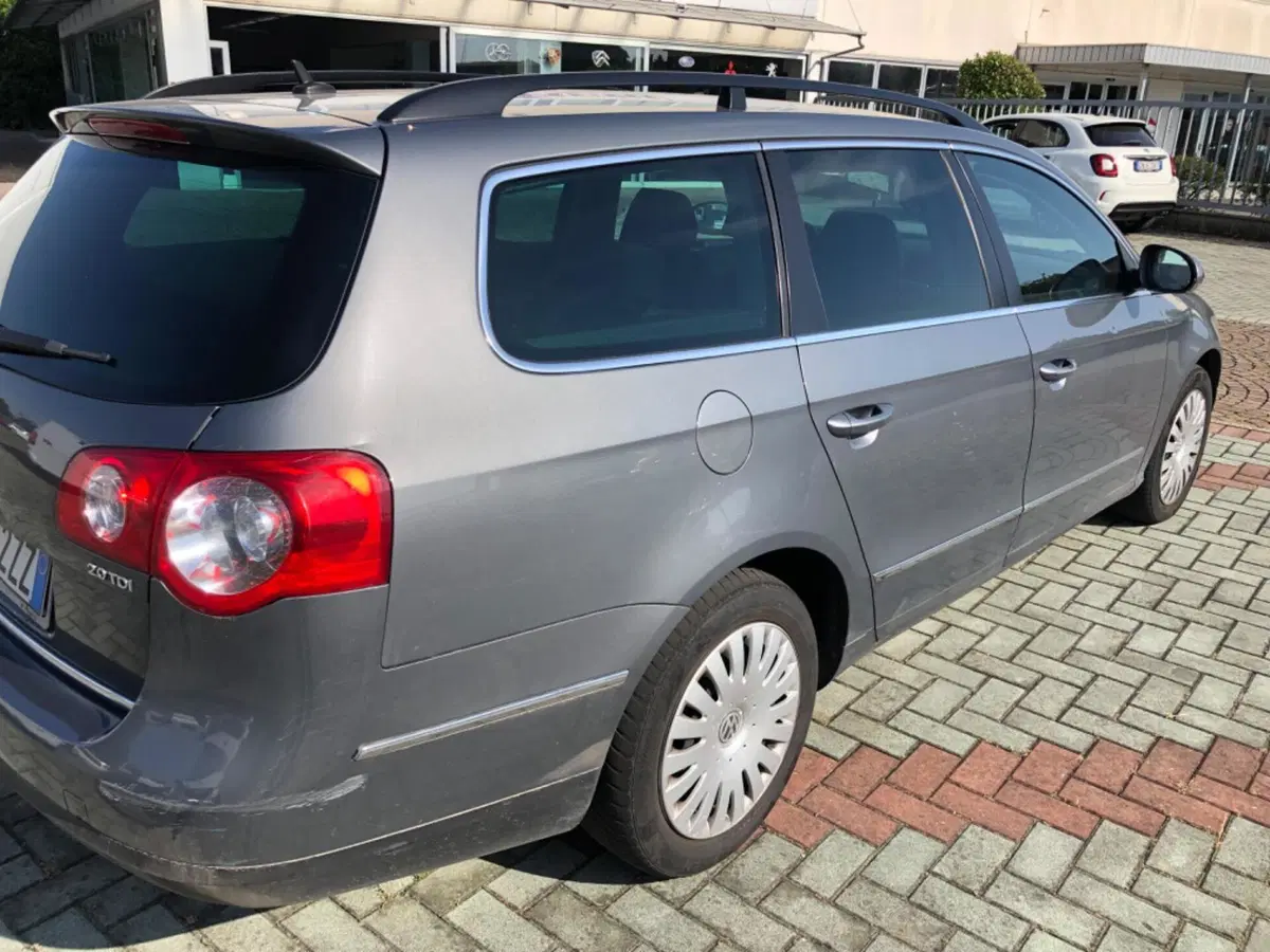 Volkswagen Passat Variant usata a Piacenza (3)