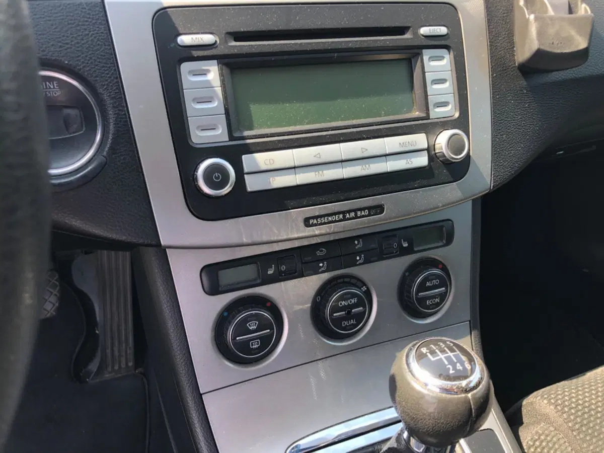Volkswagen Passat Variant usata a Piacenza (8)