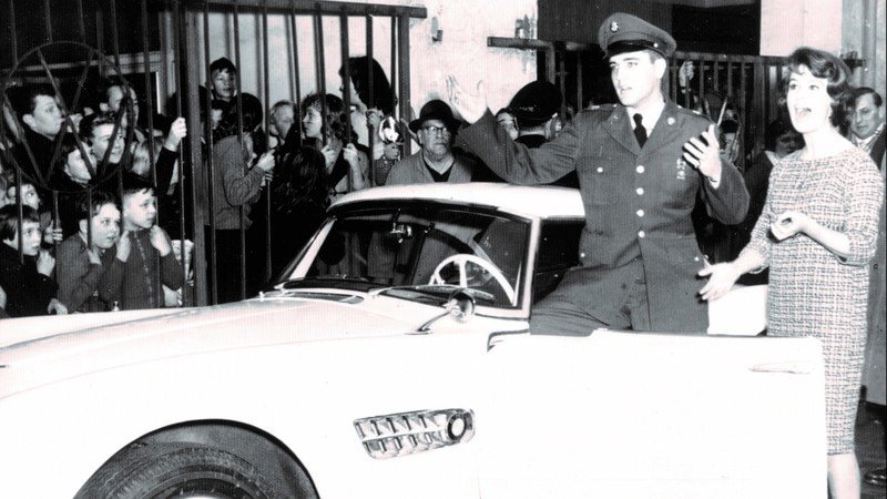 Torna in strada la BMW 507 di Elvis Presley