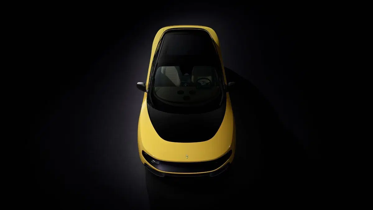 Ferrari Luce: la prima elettrica di Maranello è qui, e fa già discutere [VIDEO] (15)