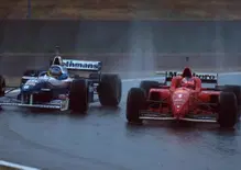 “Chi ha criticato la Ferrari dovrebbe stare zitto ora”. Schumacher show a Barcellona: 30 anni fa l’impresa nel diluvio del Montmeló