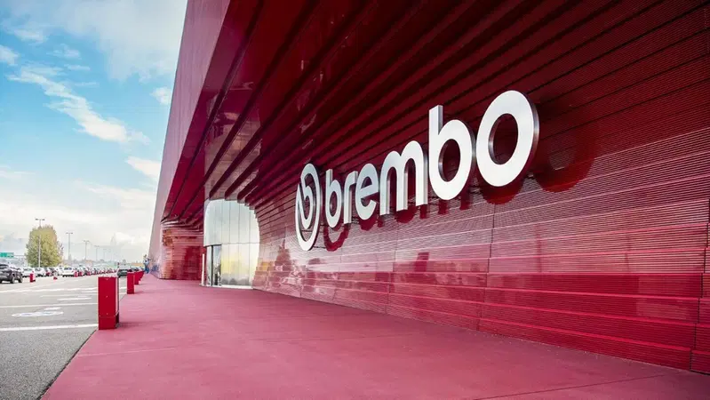 Brembo e Gran Turismo: ecco come nascono i freni di Formula 1. Dentro il Kilometro Rosso e il reparto corse.