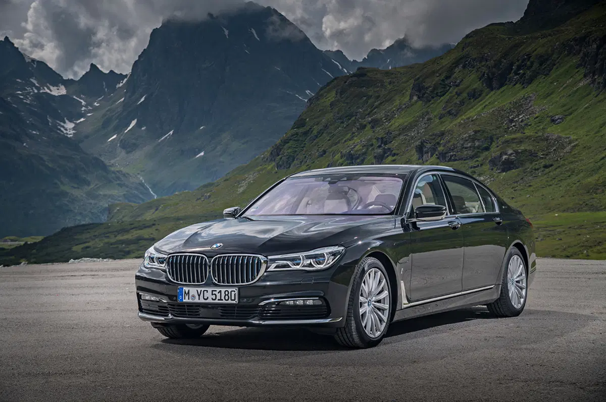 BMW 740e iPerformance [Video Primo test] (11)
