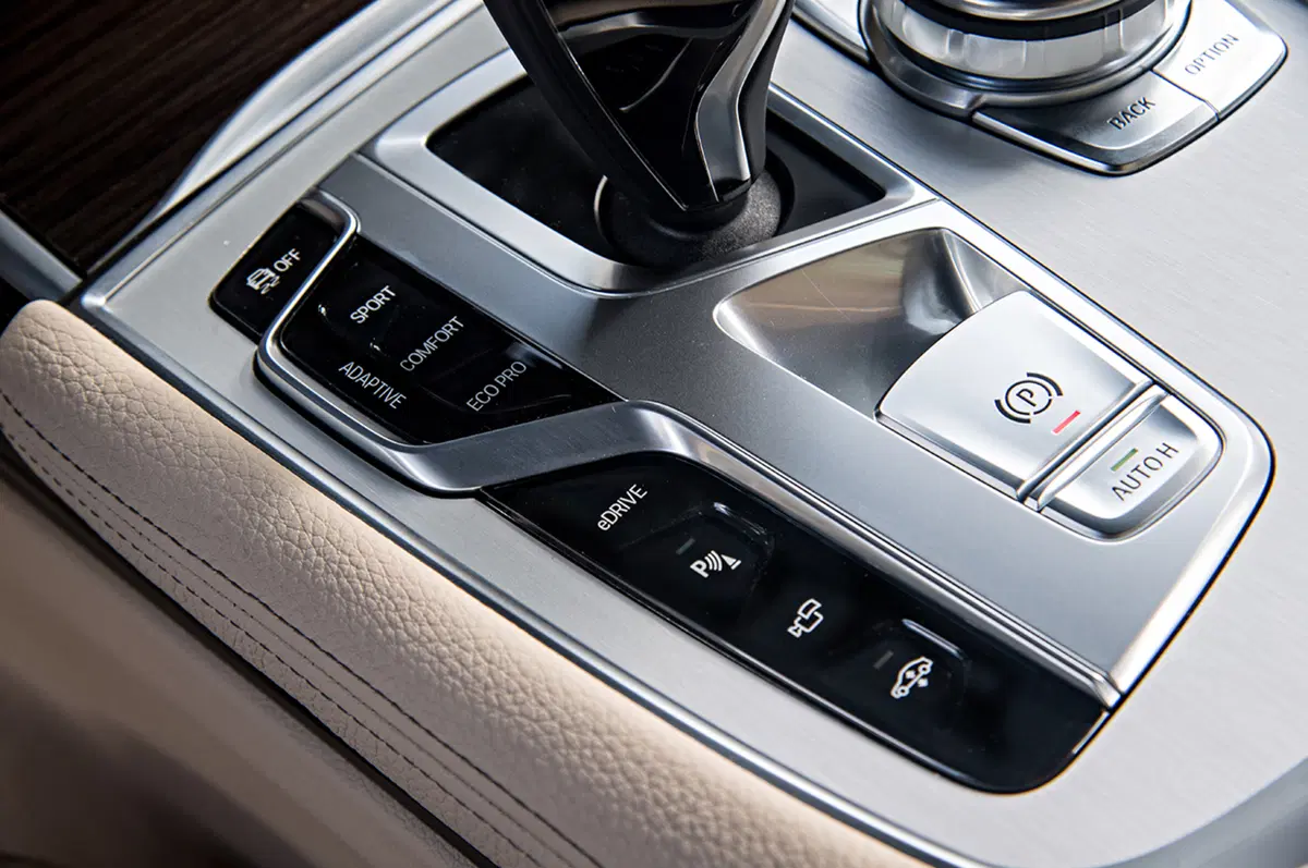 BMW 740e iPerformance [Video Primo test] (7)