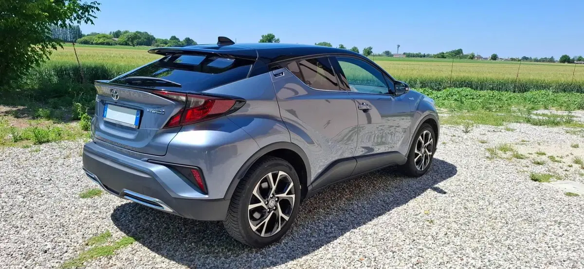 Toyota Toyota C-HR usata a Ferrara (3)