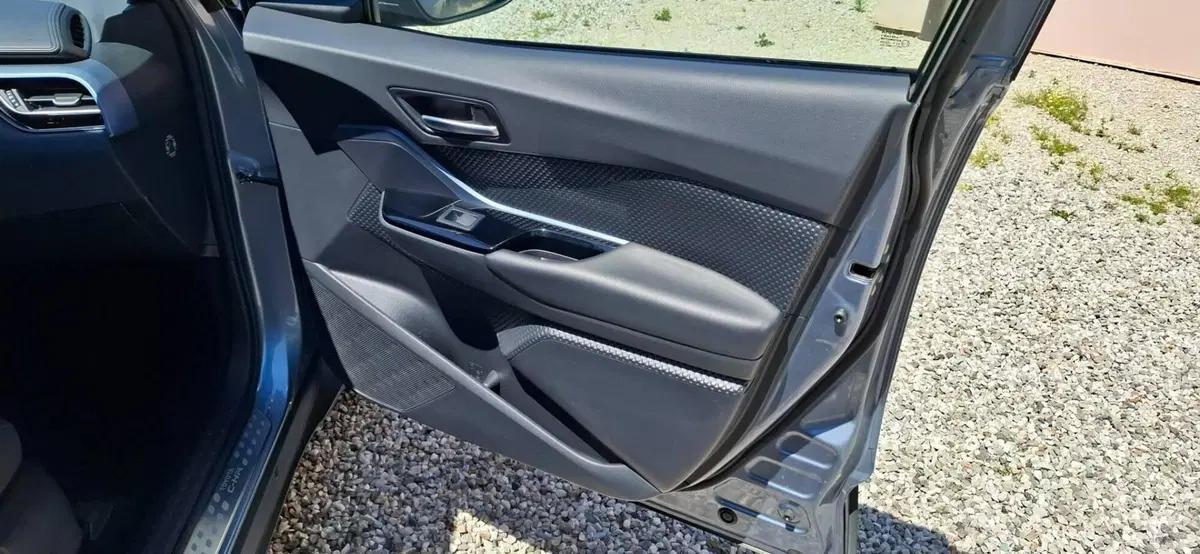 Toyota Toyota C-HR usata a Ferrara (11)