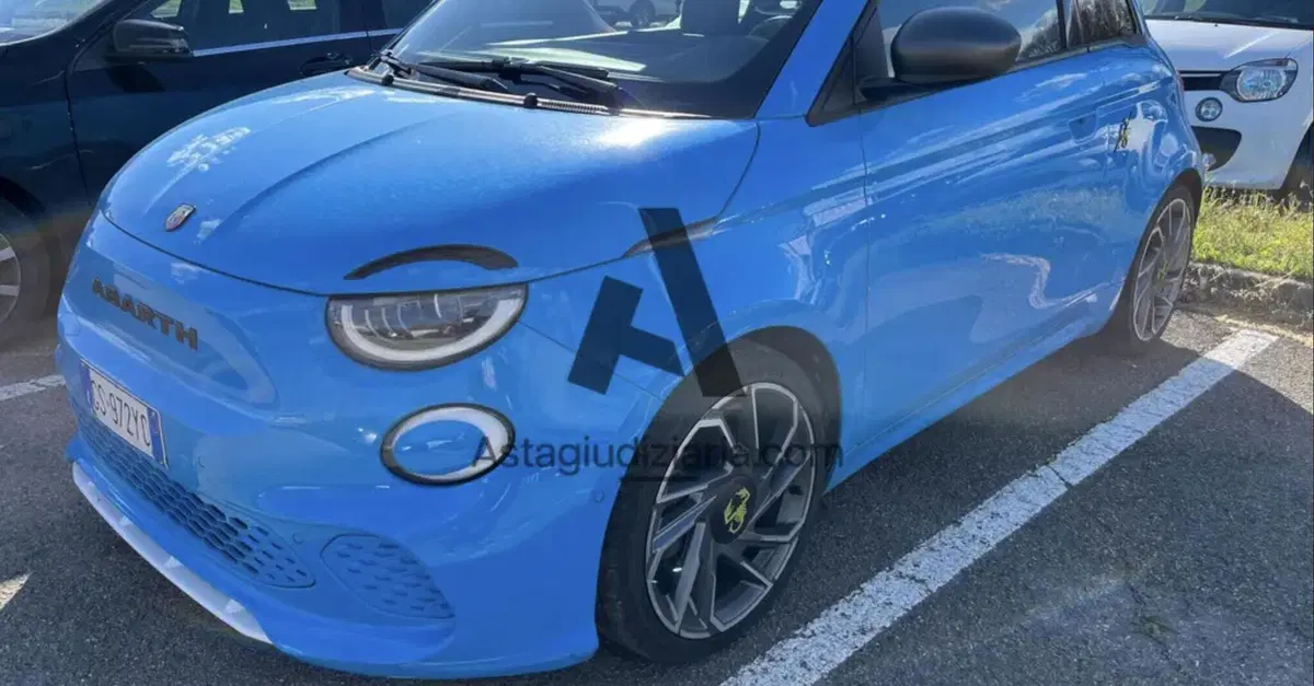 Abarth 500e all'asta a 11.000 euro: &egrave; il vero affare?