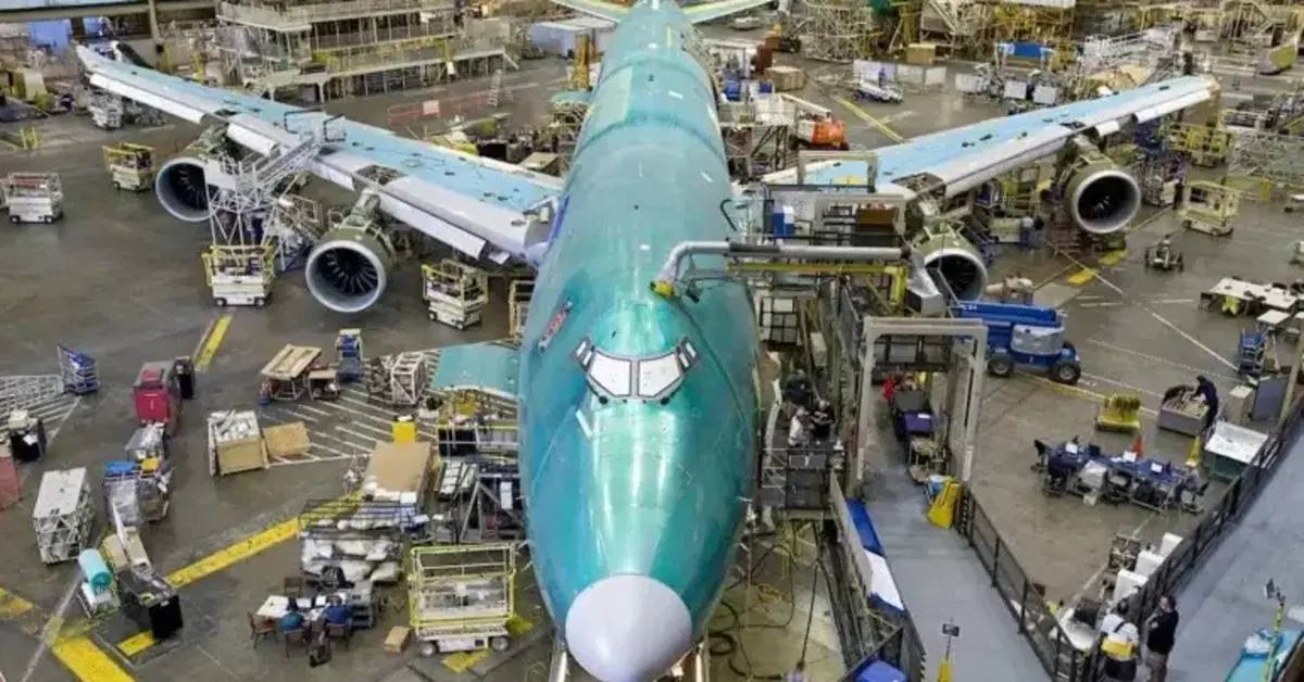L'aereo presidenziale &egrave; "fuori taglia": per parcheggiarlo gli USA spendono una cifra folle