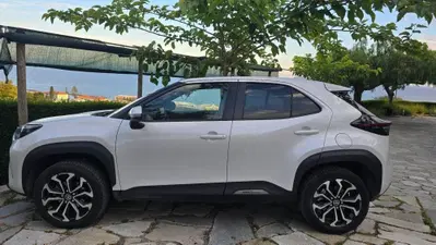 Toyota Yaris Cross 1.5 Hybrid 5p. E-CVT AWD-i Trend del 2022 usata a Santo Stefano al Mare